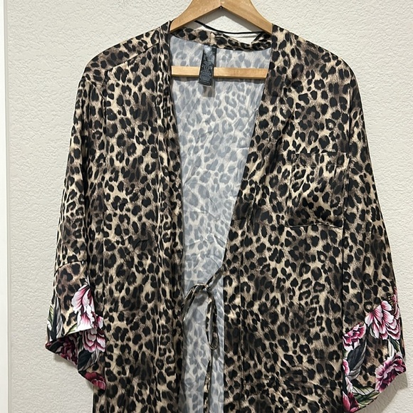 Dorina Dolores leopard print floral trim kimono robe Large Pink Brown No belt - Picture 6 of 12